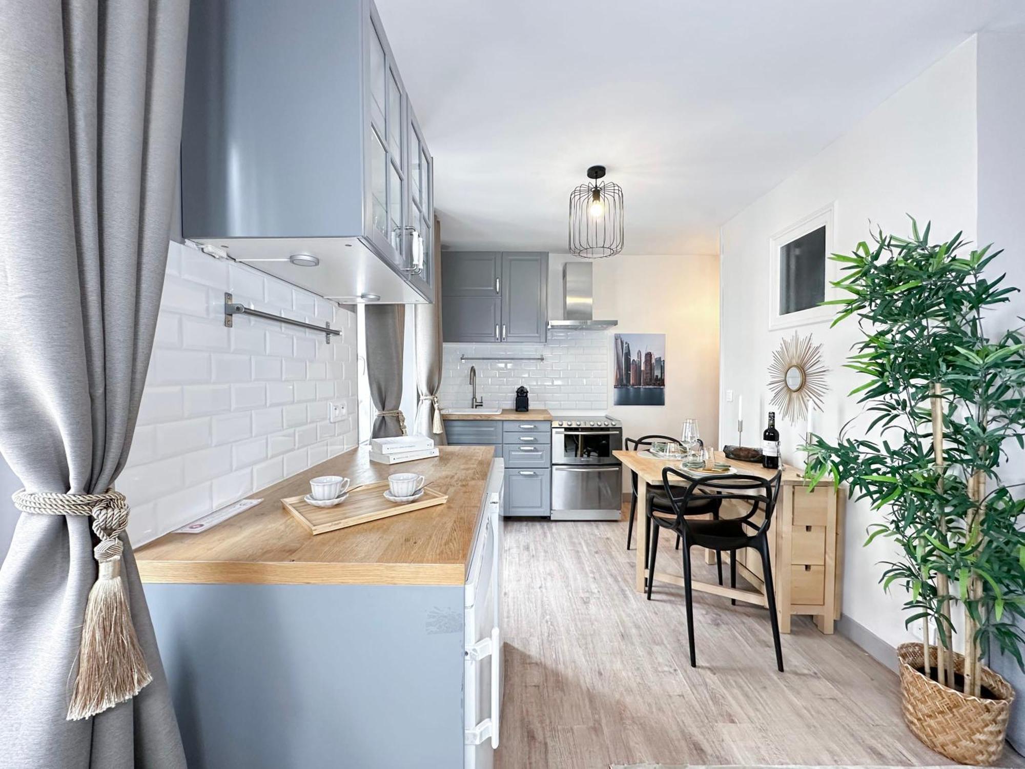 Stylish & Chic Duplex Near Eiffel Tower Lejlighed Paris Eksteriør billede