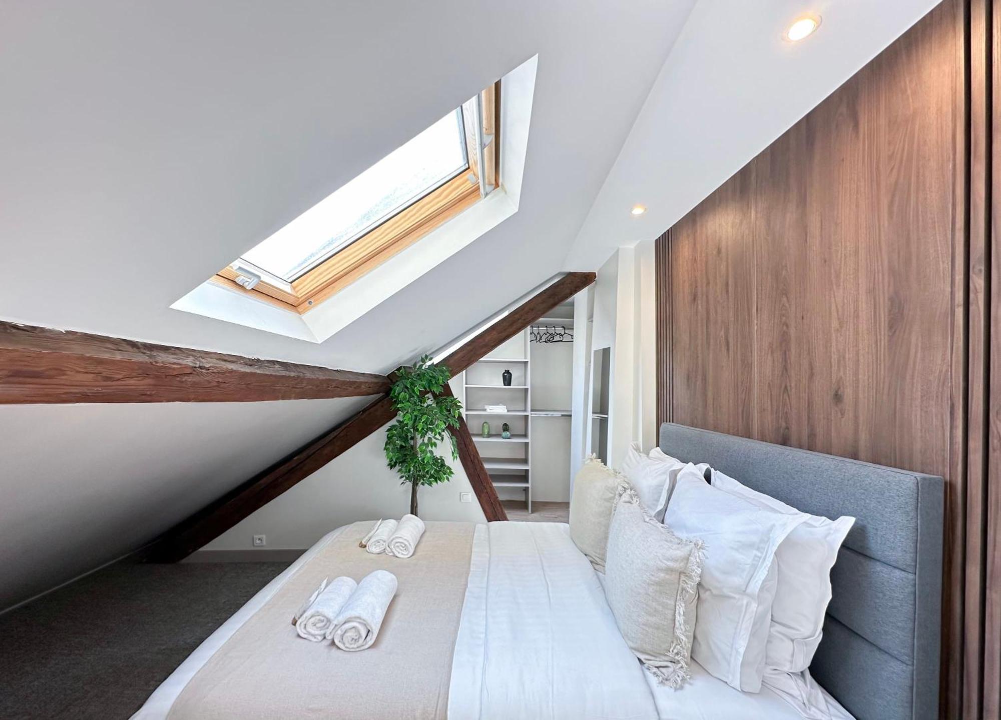 Stylish & Chic Duplex Near Eiffel Tower Lejlighed Paris Eksteriør billede