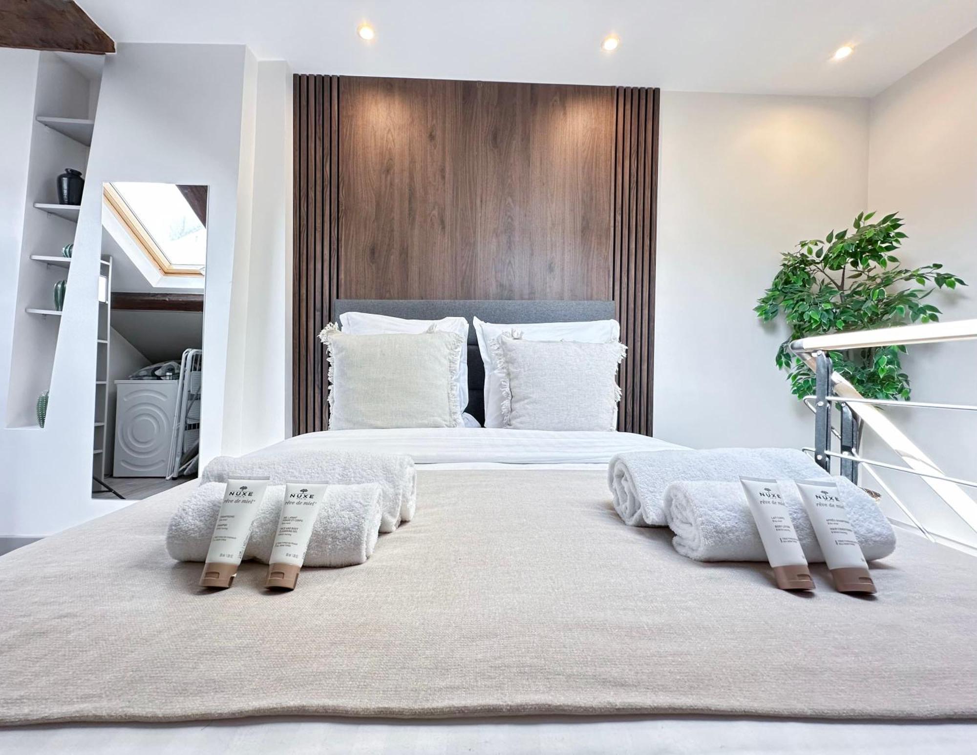 Stylish & Chic Duplex Near Eiffel Tower Lejlighed Paris Eksteriør billede