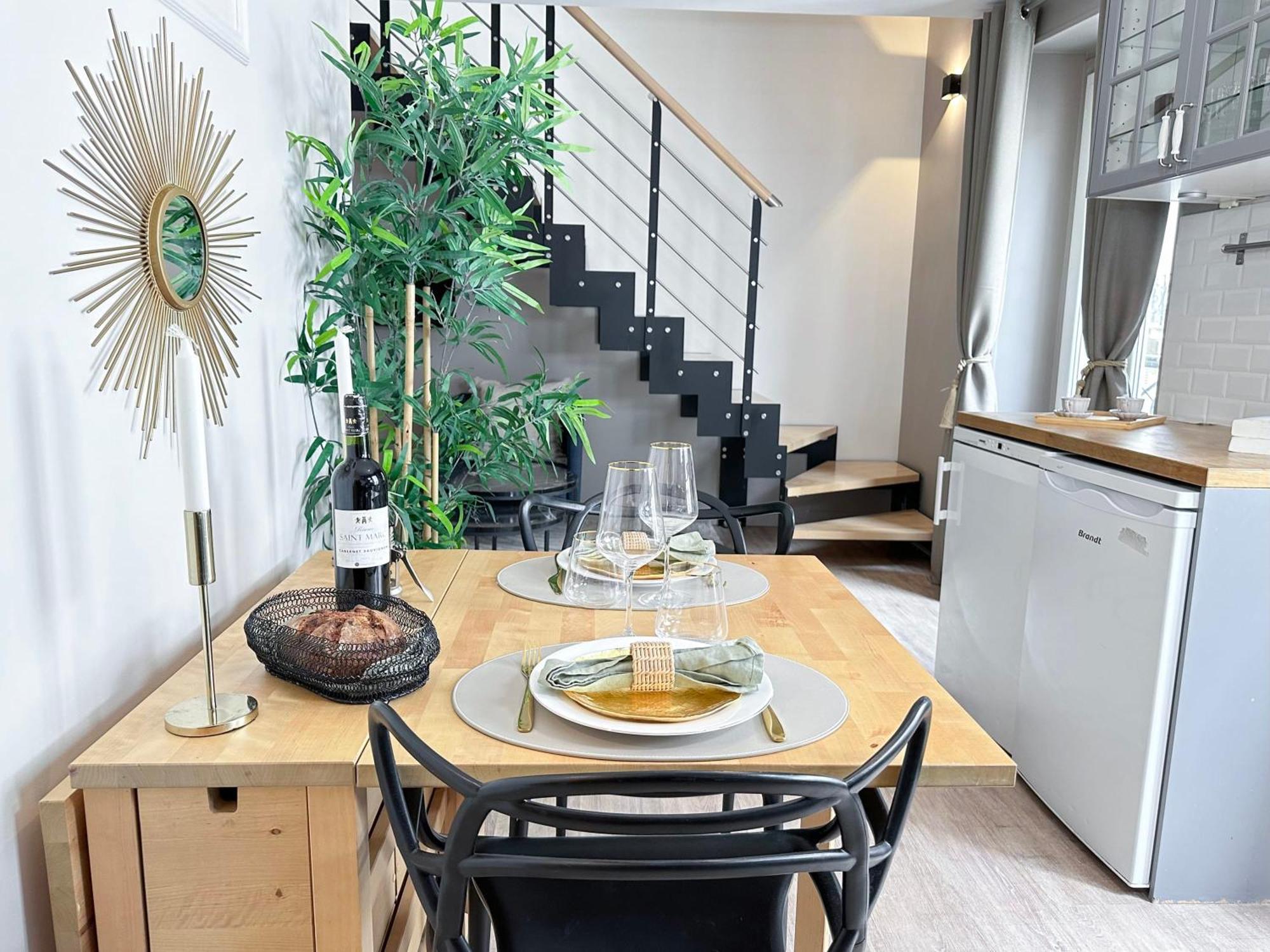 Stylish & Chic Duplex Near Eiffel Tower Lejlighed Paris Eksteriør billede