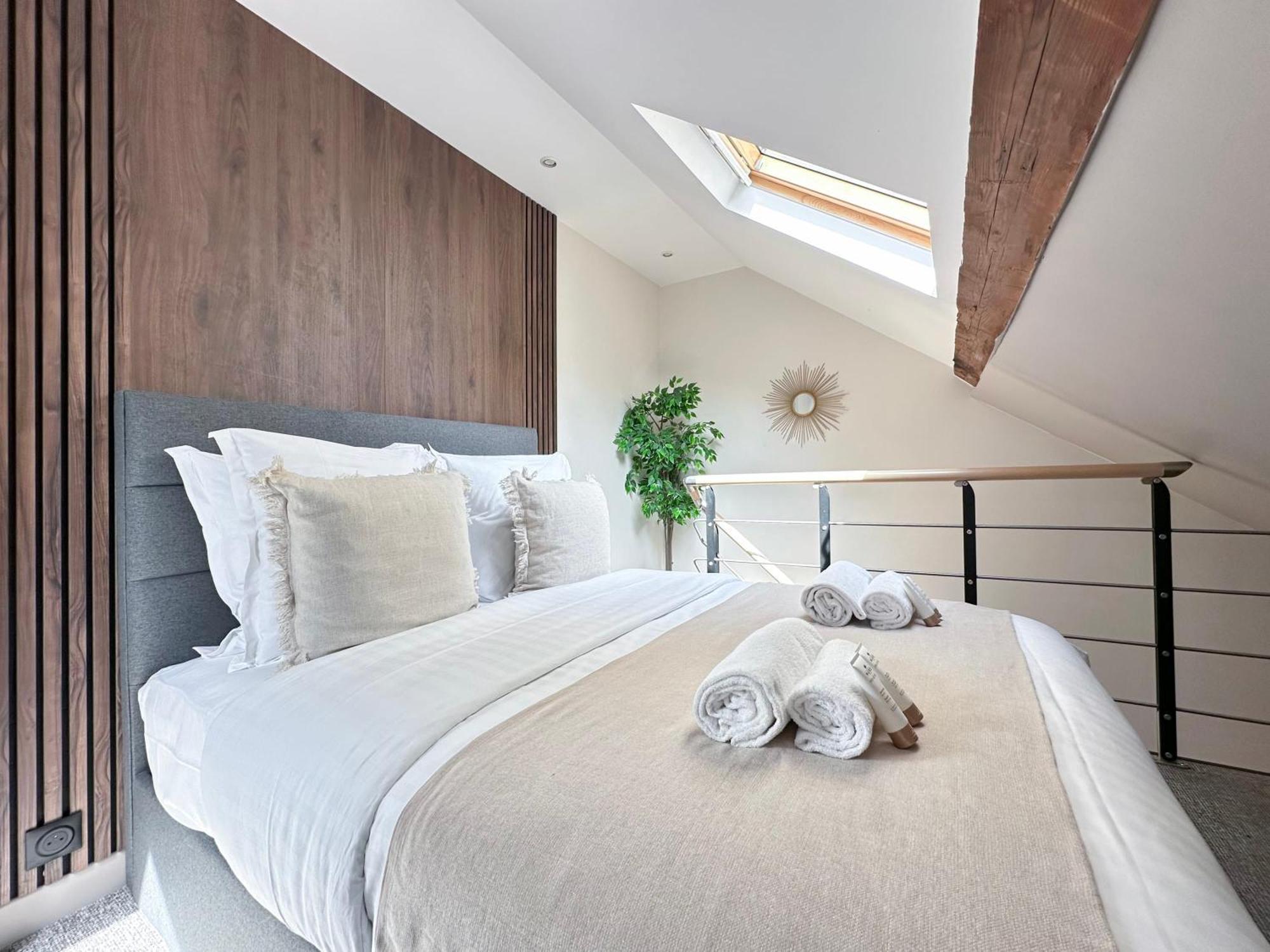 Stylish & Chic Duplex Near Eiffel Tower Lejlighed Paris Eksteriør billede
